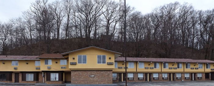 Best Western Manistee Motel (Carriage Inn Motel) - From Website (newer photo)